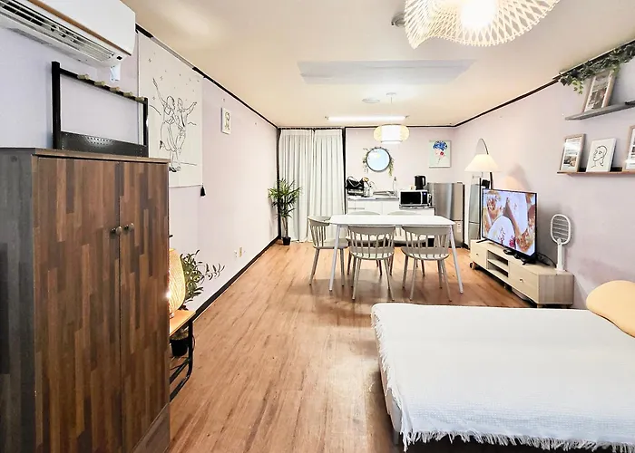 Special Place At The Gangnam702 *